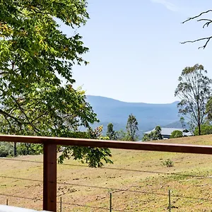 hollow-tree-farm.queenslandhotels.net/