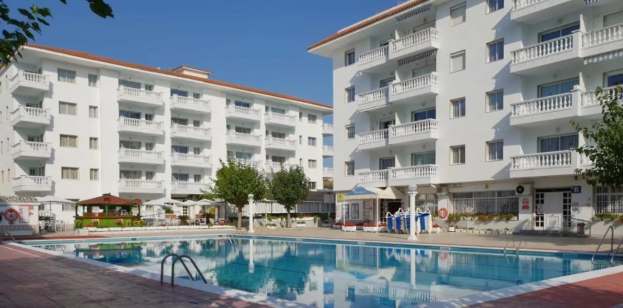 Europa Family Apartments Blanes 0*,
